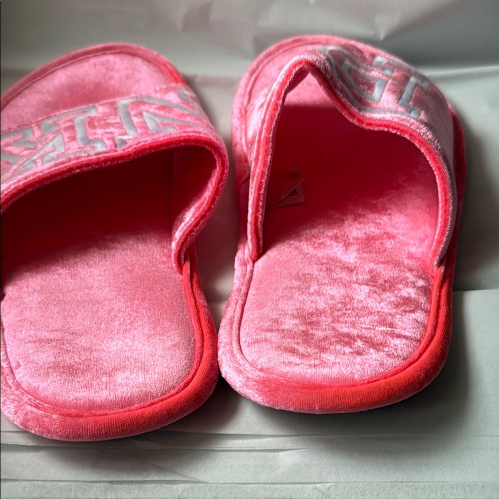 PINK Victoria's Secret Pink Slippers. Worn Once. Vintage & HTF. Medium - Picture 6 of 10